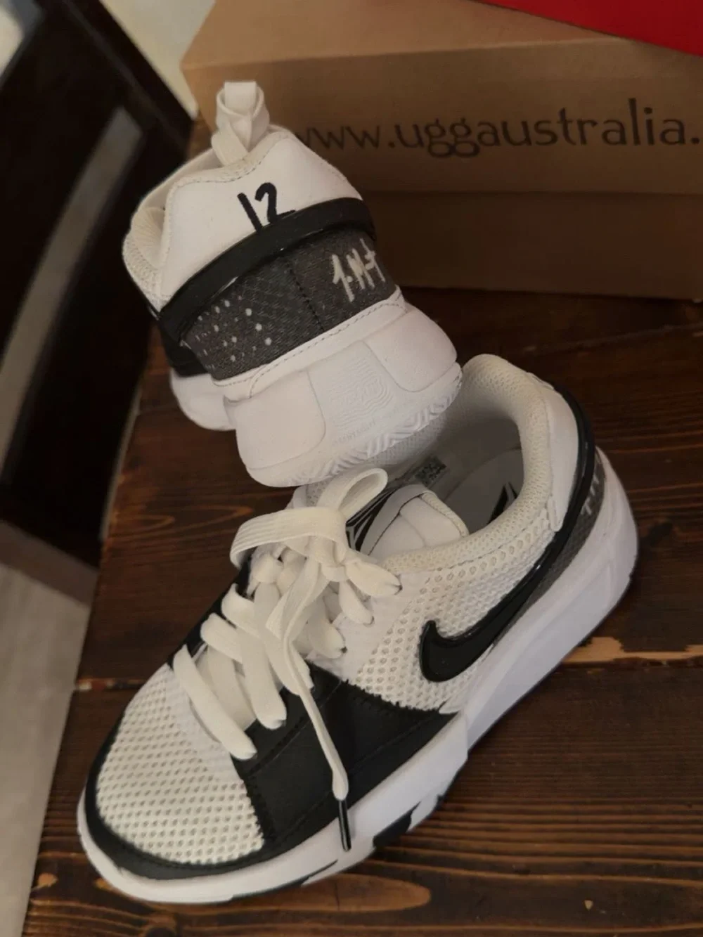 Nike Kids White and Black Low-Top Sneakers